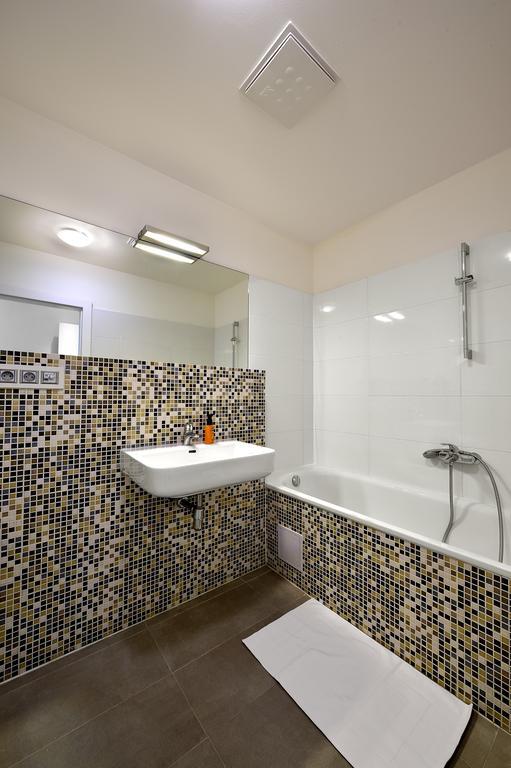 Ambiente Serviced Apartments - Dunajska Bratysława Zewnętrze zdjęcie