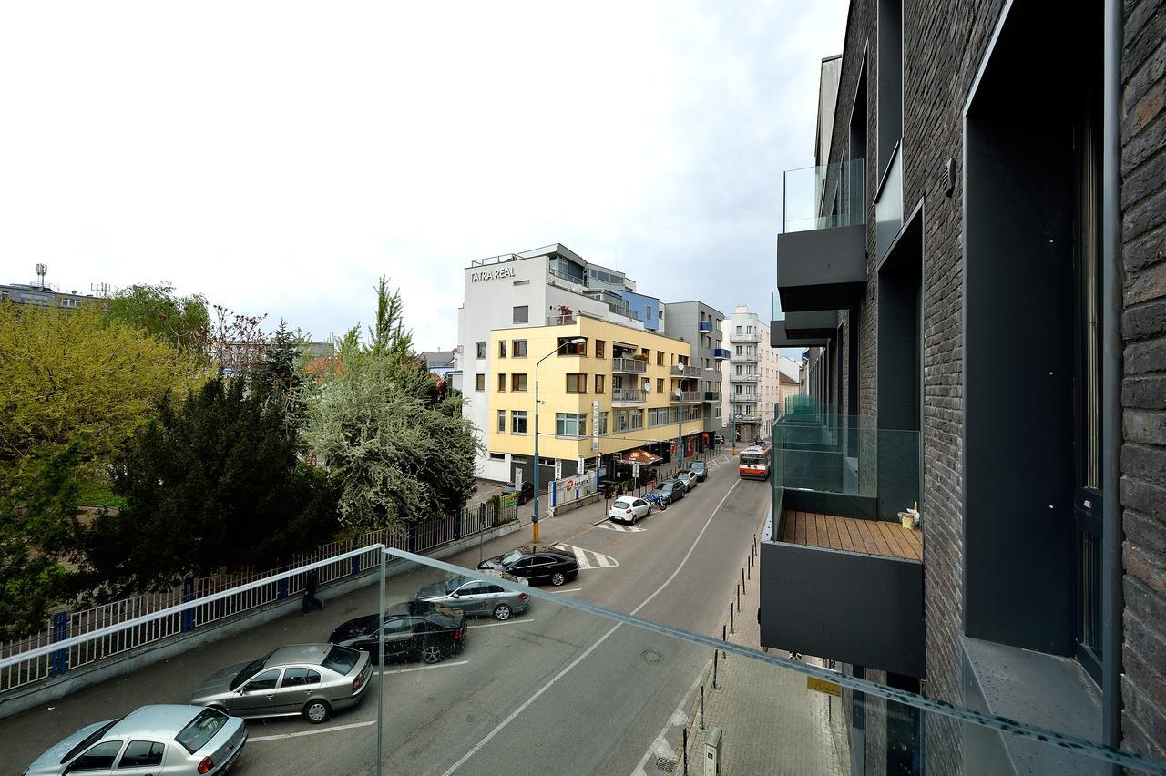 Ambiente Serviced Apartments - Dunajska Bratysława Zewnętrze zdjęcie