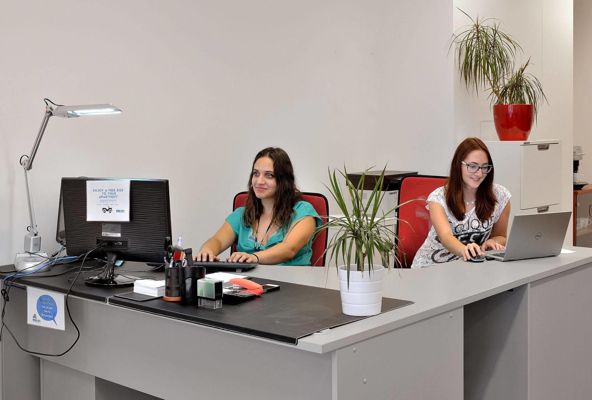 Ambiente Serviced Apartments - Dunajska Bratysława Zewnętrze zdjęcie