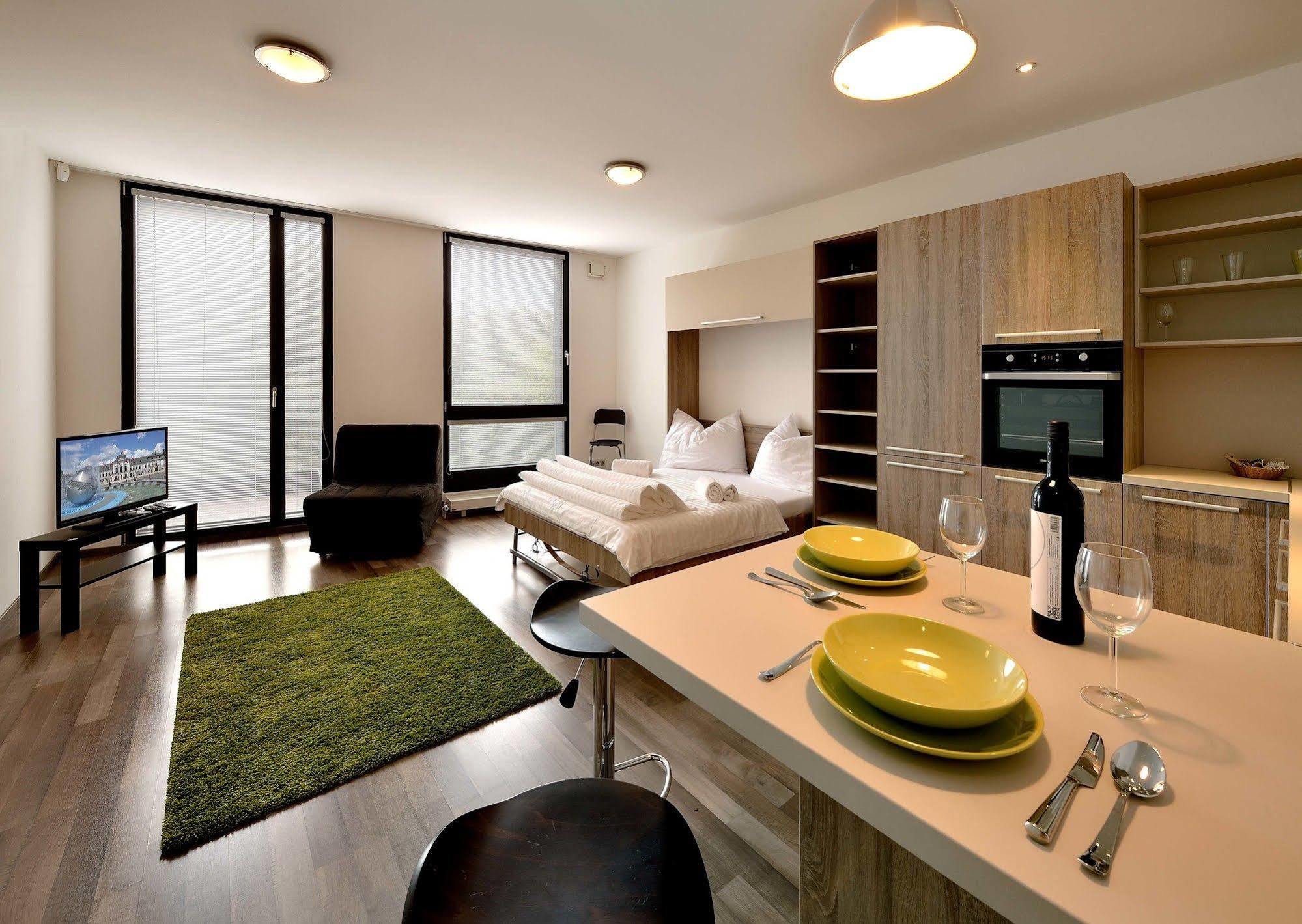 Ambiente Serviced Apartments - Dunajska Bratysława Zewnętrze zdjęcie